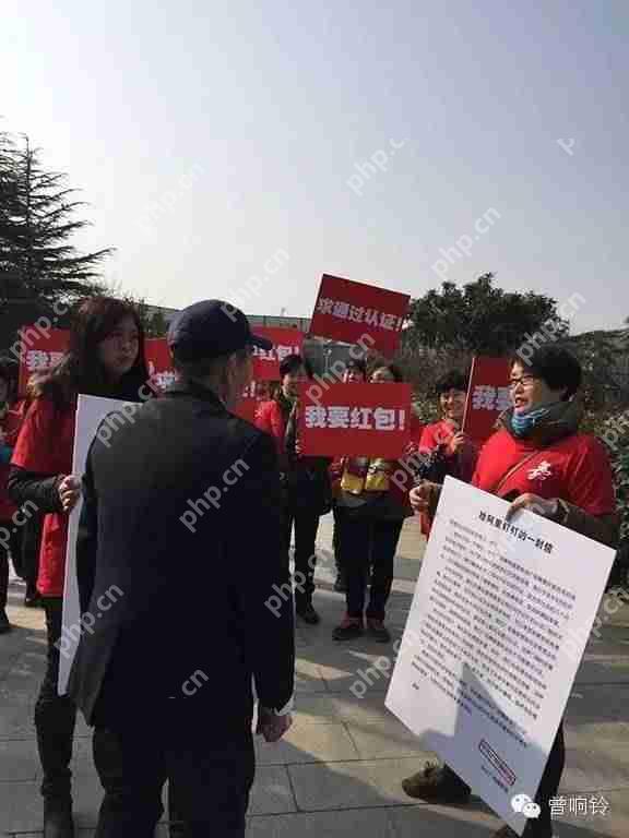 社交还是办公？钉钉的对手是微信还是金蝶