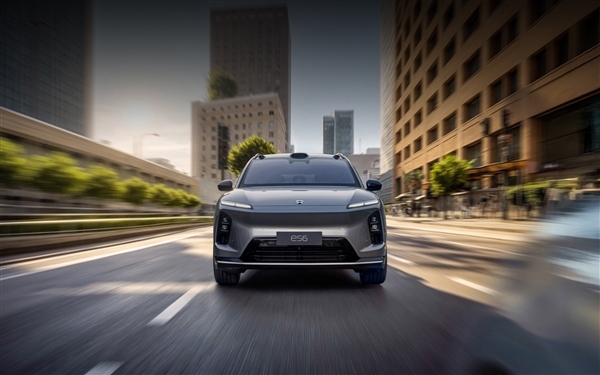 蔚来新ES6座舱体验：转向灯联动HUD显示影像 不用低头看屏幕