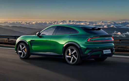 雷军：YU7是为先进的时代精英打造的先进SUV