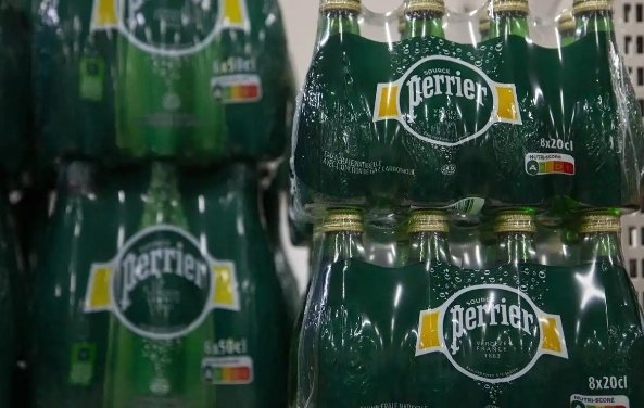 曾被曝受粪便中细菌污染！巴黎水丑闻调查出炉：存欺诈行为