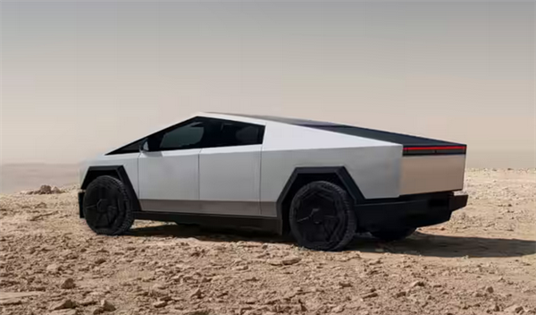 一年贬值25万！特斯拉开始接受 Cybertruck以旧换新