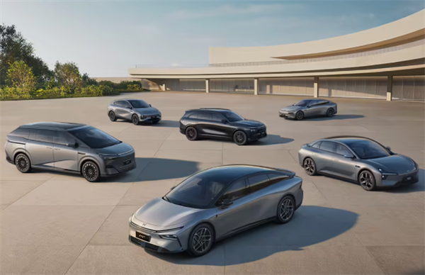 造车新势力年度KPI最新完成率：小鹏暂居第一 仅三家超20%