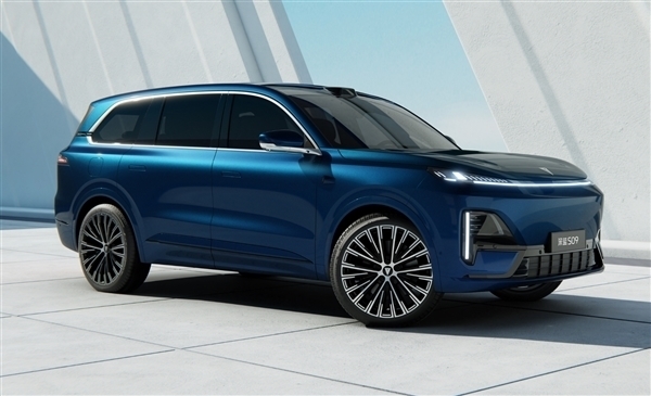 深蓝CEO邓承浩：长安增程车油耗与日系混动车相当