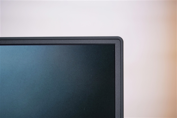 首次引入RGB 光效拉满！联想拯救者Y9000P 2025至尊版图赏