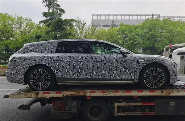 华为系首款旅行车来了！享界S9旅行版曝光：预计售价30-40万级