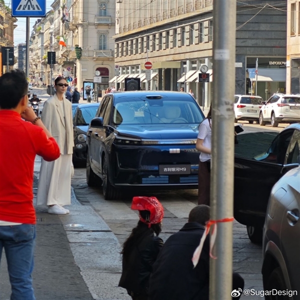 吉利大六座SUV 银河M9更多实车图曝光：弃用隐藏门把手