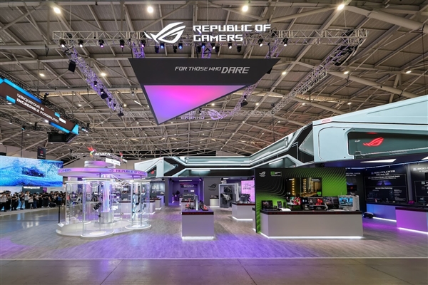 聚焦COMPUTEX 2025 华硕主板创11项超频新纪录！