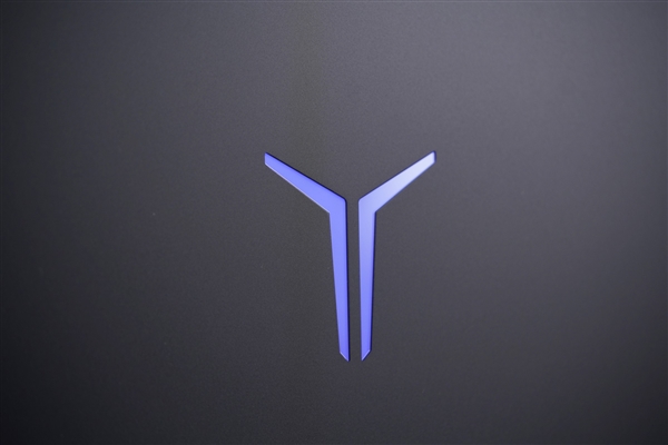 首次引入RGB 光效拉满！联想拯救者Y9000P 2025至尊版图赏