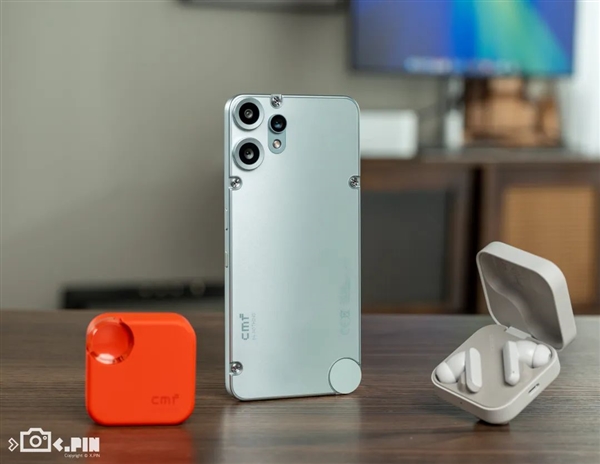 300块的洋品牌耳机 听着居然还不错