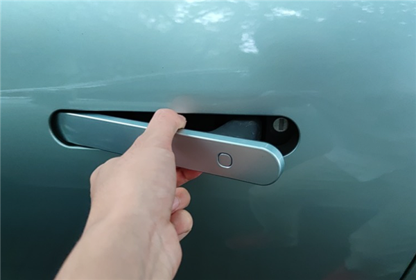 禁止智驾吹牛后：隐藏式门把手也要被整治了