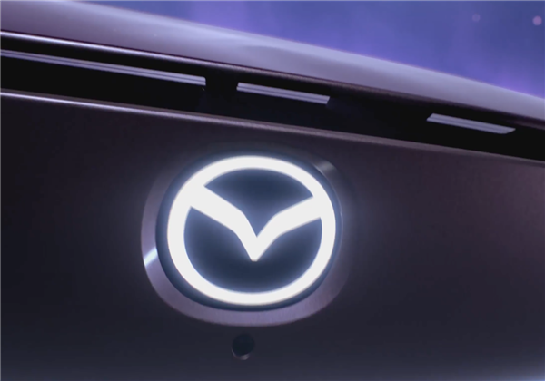 莲花中国之后 马自达也来凑热闹：EZ-60真九道驭风！