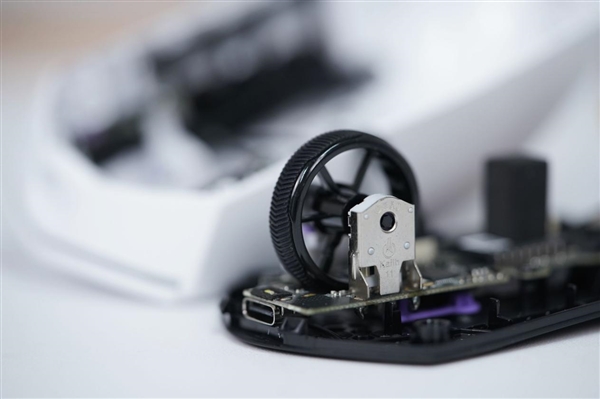 全球首搭NORDIC 54芯片！雷柏VT7二代系列鼠标图赏