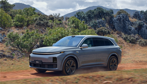 起售价30.18万/32.18万元！理想L7/L8焕新版上市：升级52.3kWh大电池