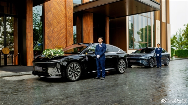 蔚来杭州上线婚车服务：最贵套餐9999元 6辆ET9可用5小时