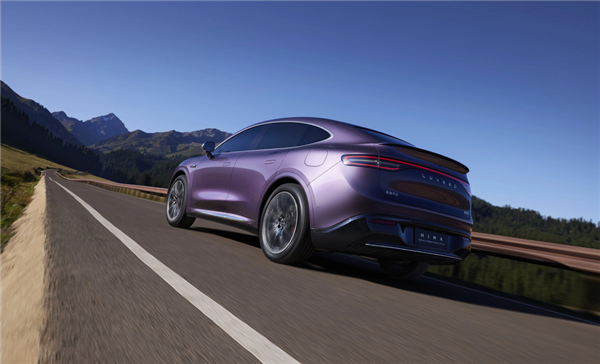 新里程碑达成！智界交付量突破10万辆大关 累计大定订单超13万台