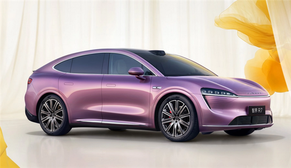 新里程碑达成！智界交付量突破10万辆大关 累计大定订单超13万台