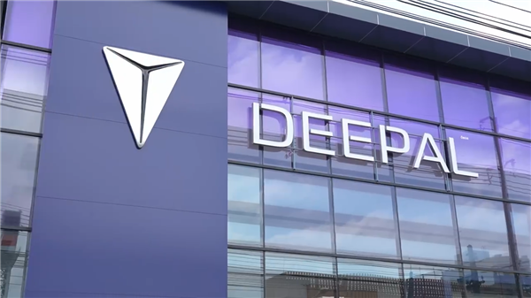 深蓝CEO邓承浩：长安增程车油耗与日系混动车相当