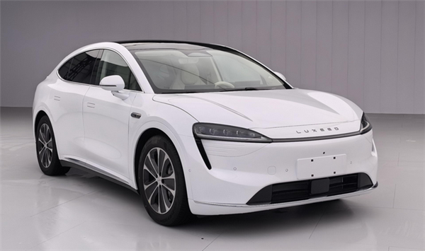 降低购车门槛！鸿蒙智行智界R7新版本申报：取消激光雷达