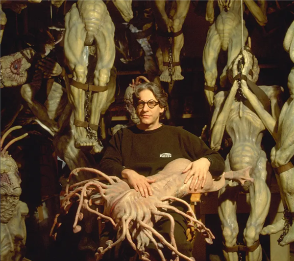 美国山海经：赛博时代的新型怪谈