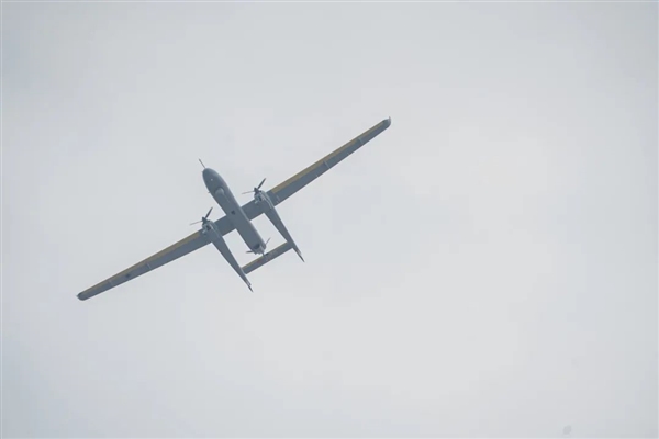 航程超8000公里！国产三发双尾蝎A专用无人机首批交付