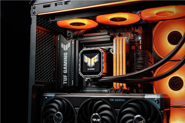 华硕携众新品降临2025 COMPUTEX 高品质DIY装备全新升级