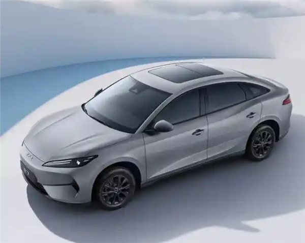 中型车性价比之王！比亚迪e7将于5月17日上市