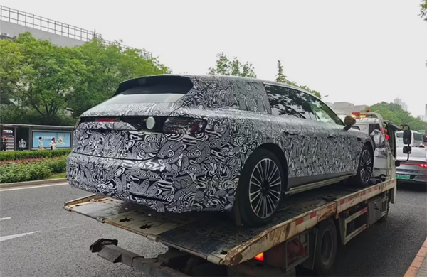 华为系首款旅行车来了！享界S9旅行版曝光：预计售价30-40万级