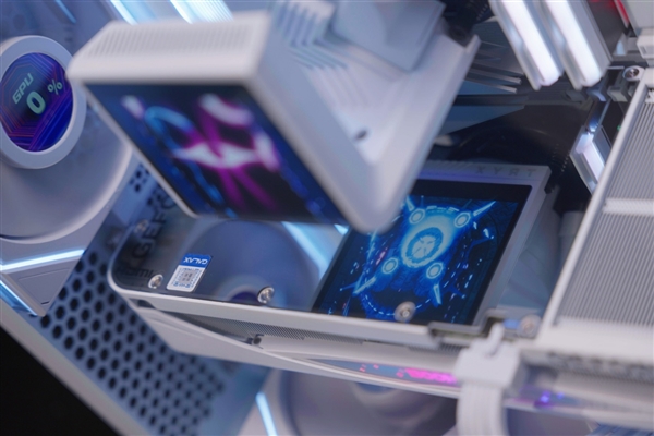 星镜界 放肆AI！影驰RTX 50系星曜显卡正式发售！