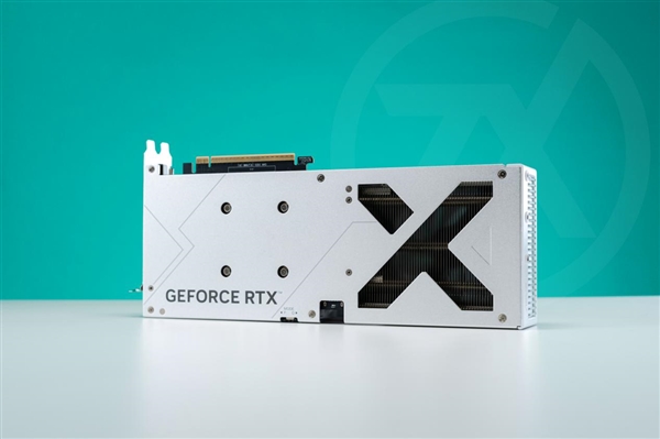 颜值与性能并存！华硕天选TX RTX5060 Ti显卡