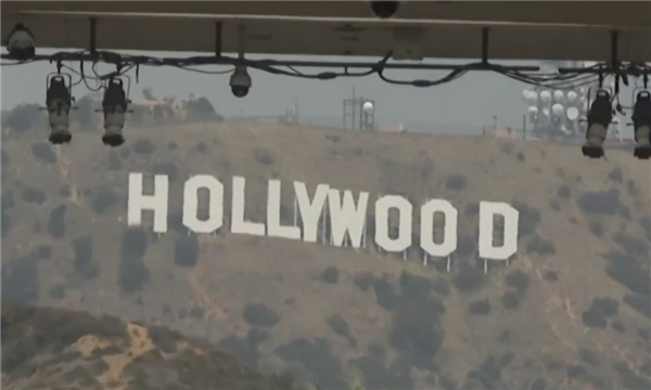 特朗普对海外制作电影征收100%关税：美国民众直言真蠢