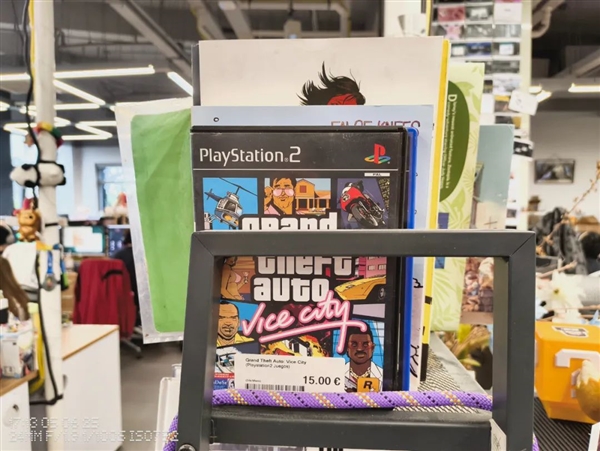 300块的洋品牌耳机 听着居然还不错