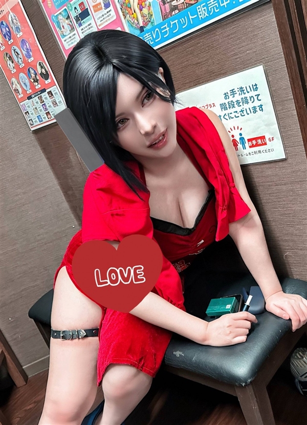 《生化危机4》艾达王COS美图：身材太还原