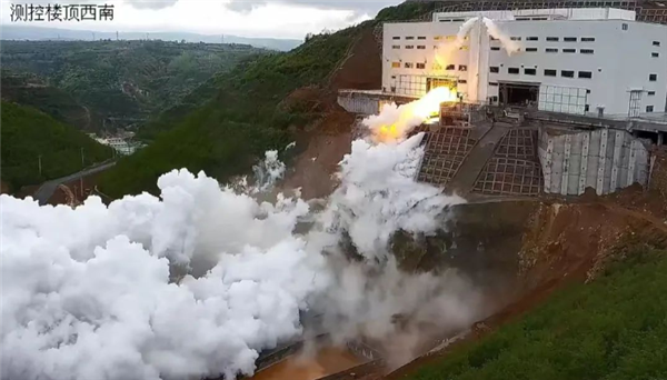 关键成果！我国140吨级重复使用液氧甲烷发动机首次整机试验成功