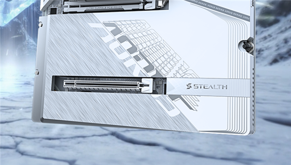 技嘉主板全新升级M.2 SSD散热垫：最多降温12℃