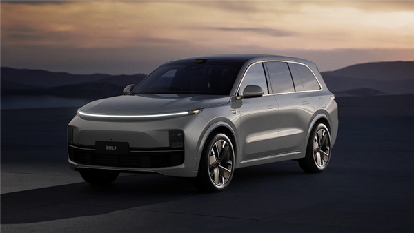 40万级家用SUV标杆！焕新版理想L9上市：40.98万起