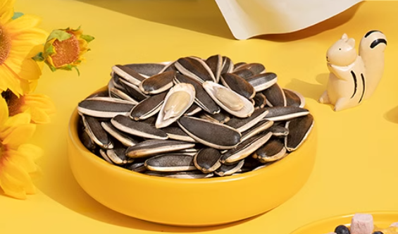 仁香回甜 洽洽瓜子百亿补贴8.66元/斤 可能比街边小摊还划算