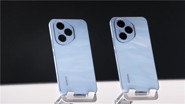 荣耀400系列边框窄至1.45mm：荣耀史上最窄黑边