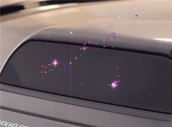 沃尔沃EX90激光雷达烧坏手机摄像头传感器：全过程曝光