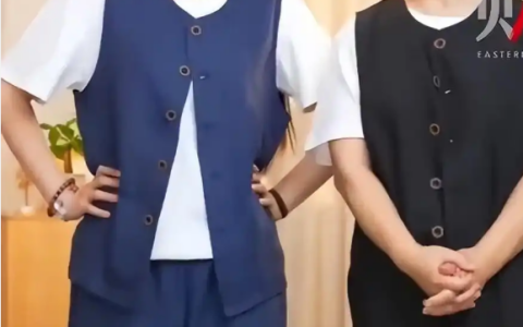 金龟子母女直播惹争议 女儿：我妈努力一辈子 不就是让我蹭吗