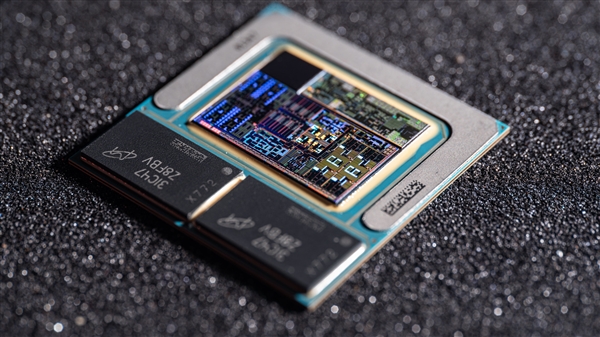 近1.5亿像素！Intel Lunar Lake处理器超高清内核照