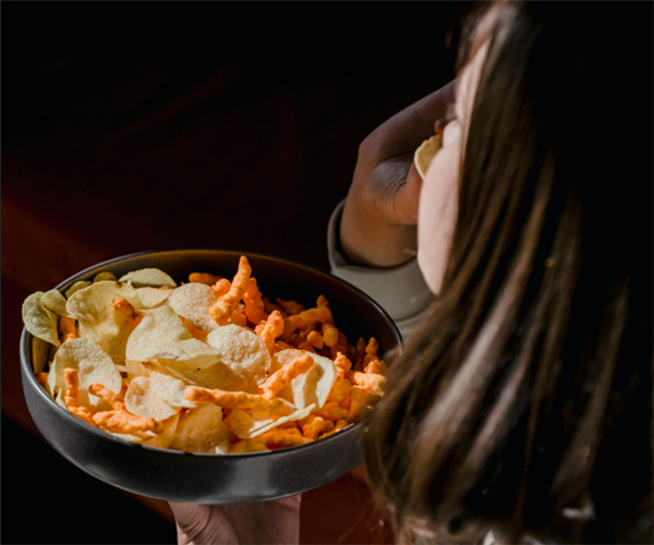 100多个工作群！女子工作压力大报复性进食确诊糖尿病