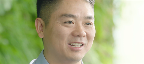 刘强东回应凑鸡蛋上大学：前面一星期为了省钱 没怎么去食堂