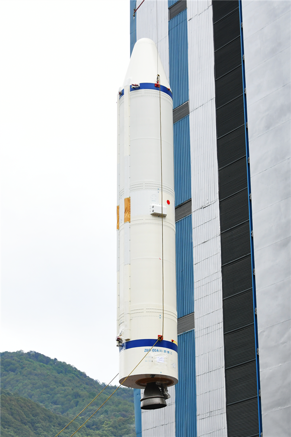 持续近10年 中国最长的航天任务开始了！天问二号详解