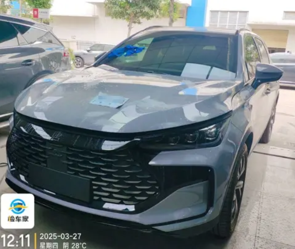 刚买6天的新车被撞成事故车 车主索赔3万元贬值损失合理吗