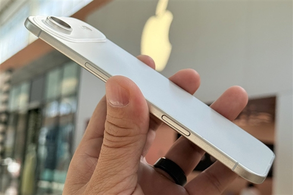 苹果史上最薄机型：iPhone 17 Air参数公开
