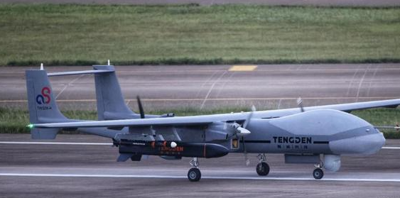 四川造双尾蝎A无人机首次批量交付：航程达8000公里 用于人工降雨