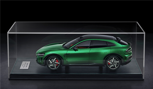 599元起 小米YU7合金车模发布：1:18比例 四轮避震超还原