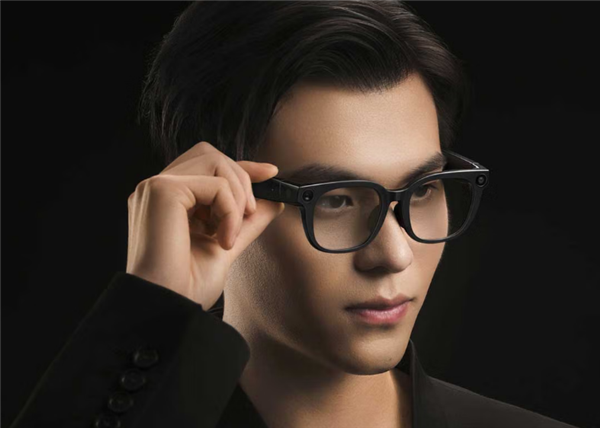 2099元起 雷神Aura AI智能眼镜开启预约：轻至39克