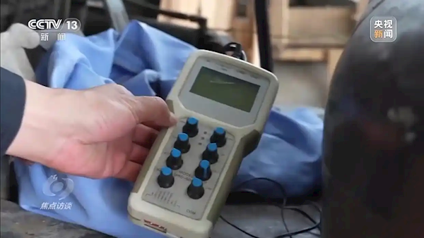 央视起底汽车尾气排放检测乱象：一边让问题车上路 一边让好车交钱过检