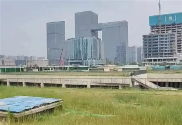 郑州首店疑停工 胖东来回应：工程正常对接中